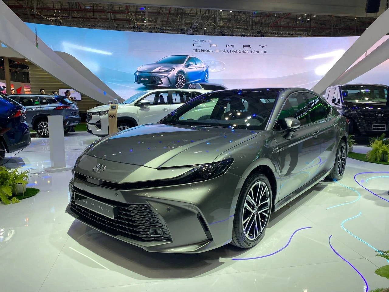 TOYOTA CAMRY 2.0Q